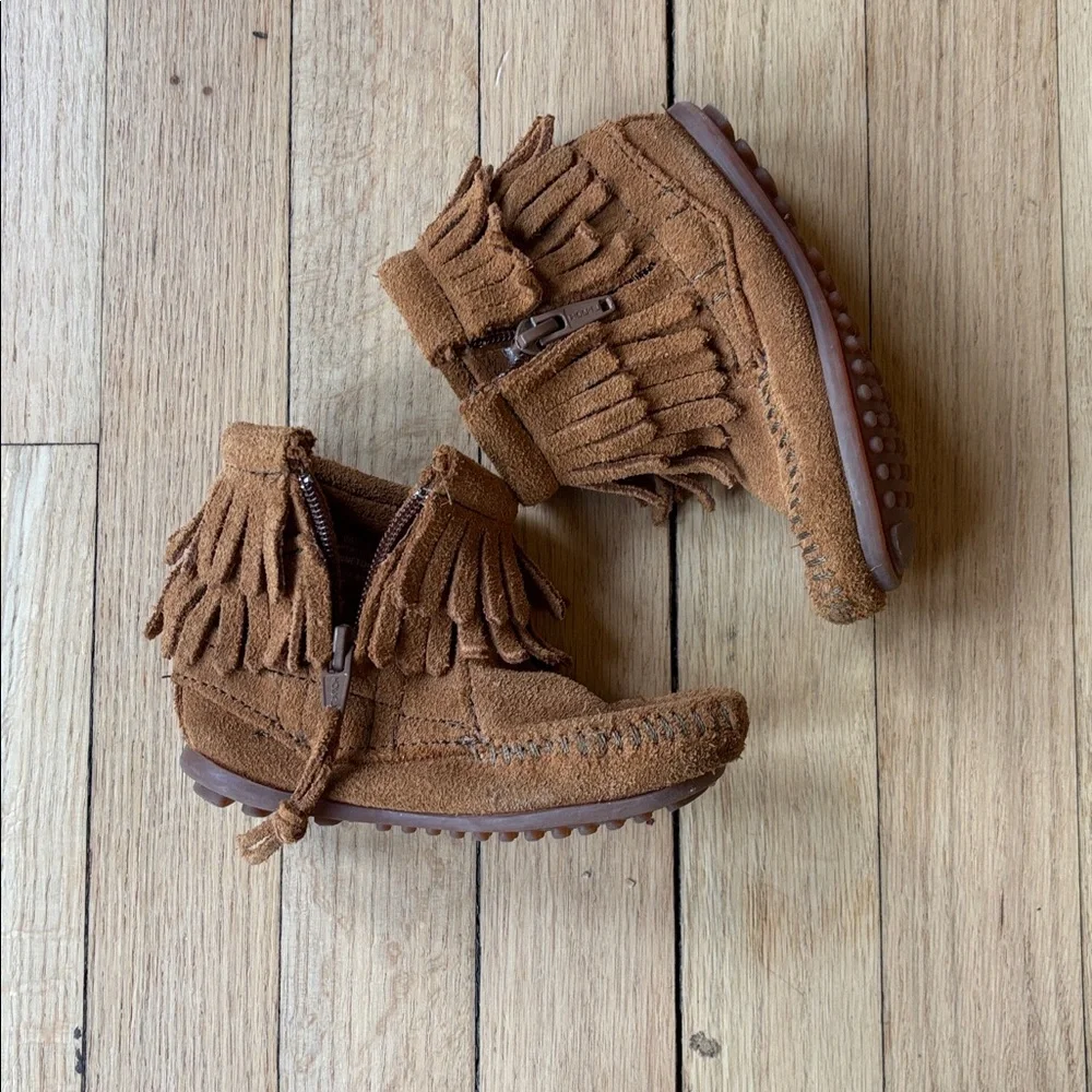 Minnetonka toddler moccasins
